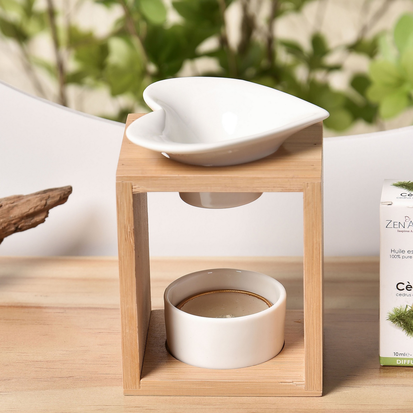 Perfume Burner Naturea Series - Arum - in Ceramic and Bamboo