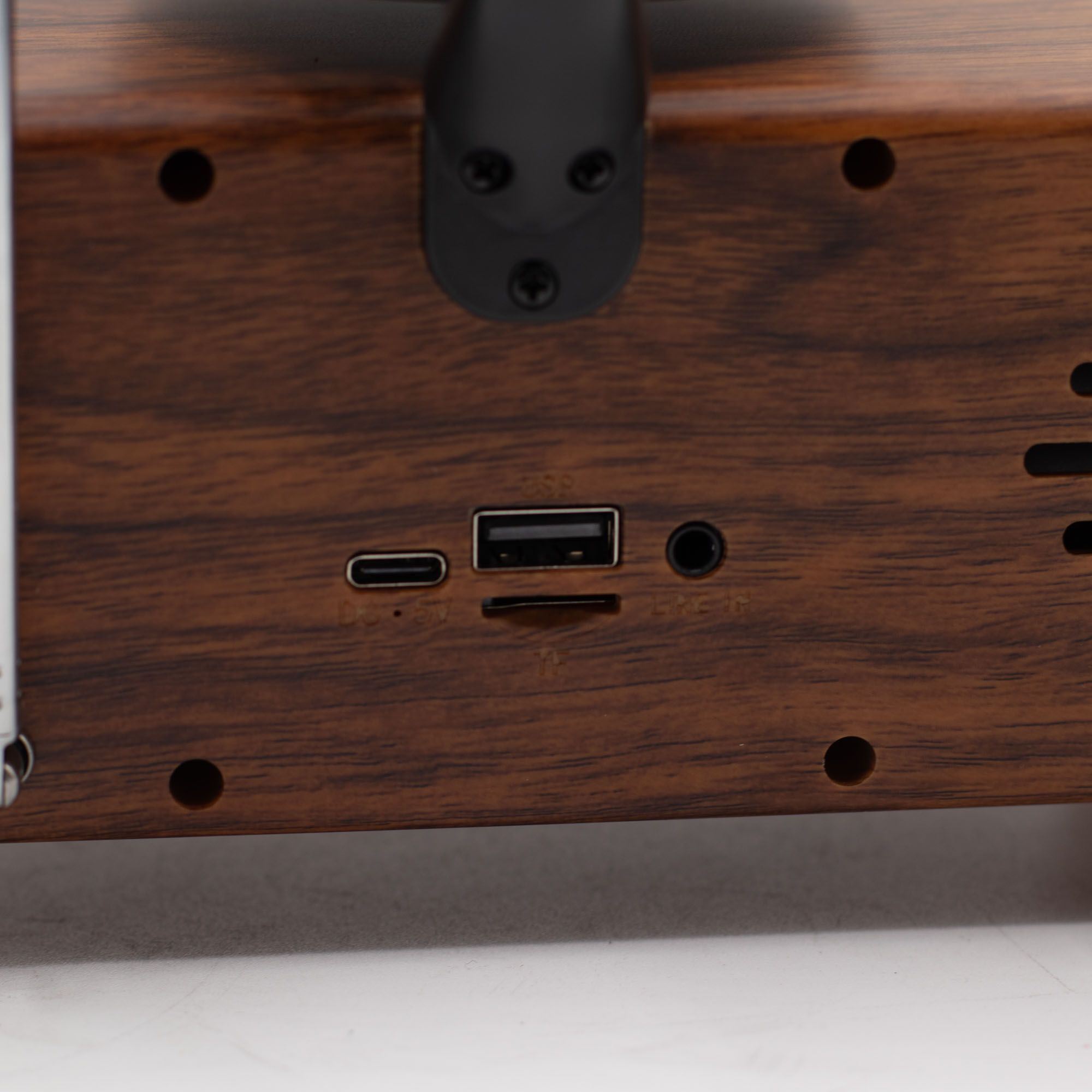 Retro Mini Double Gramophone Speaker - Bluetooth - 5.4 watt x 2 - Image 4